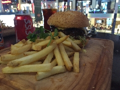  Burger im Ribs & Rumps