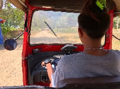 200 Pesos Trycicle zurück nach El Nido