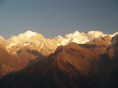  Das Kinner-Kailash Massiv