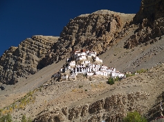 Key Monastery auf dem Hügel