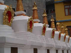  Stupas