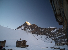  Annapurna Sunrise