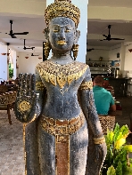 Statue im Restaurant 